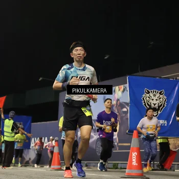 Runner Photo 7092846
