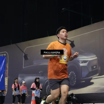 Runner Photo 7092854