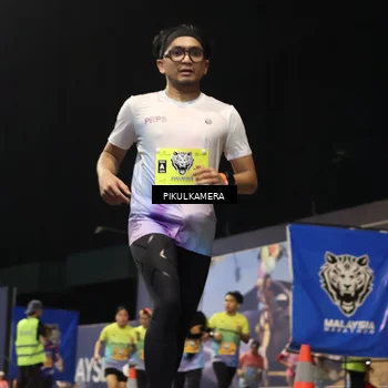 Runner Photo 7092855