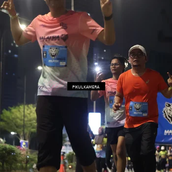 Runner Photo 7092871