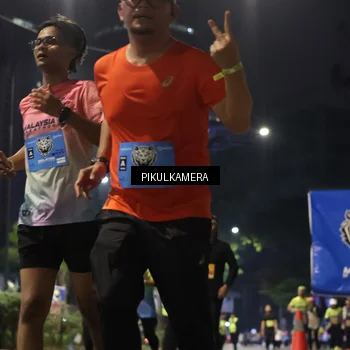 Runner Photo 7092874