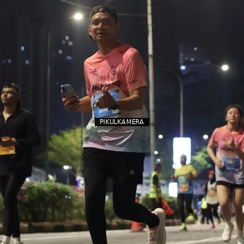 Runner Photo 7092878