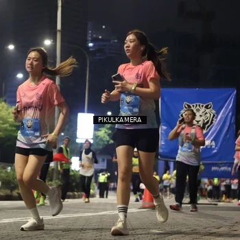 Runner Photo 7092879
