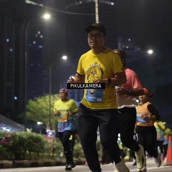 Runner Photo 7092902