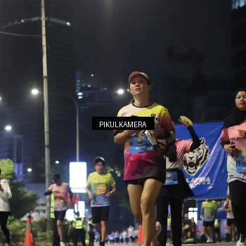 Runner Photo 7092913