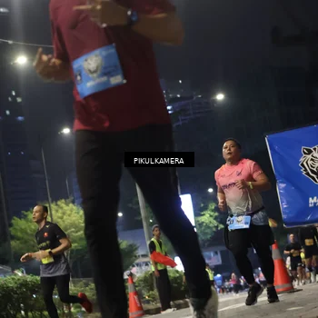 Runner Photo 7092940