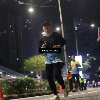 Runner Photo 7092941
