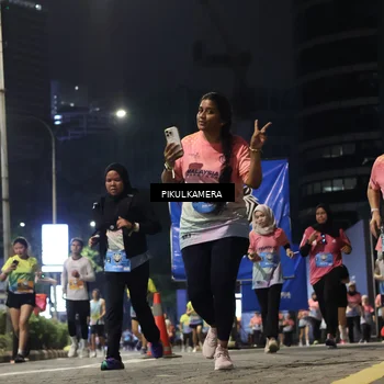 Runner Photo 7092952