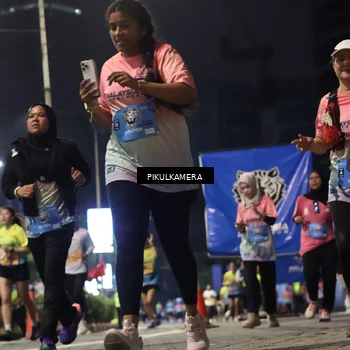 Runner Photo 7092955