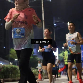 Runner Photo 7092960