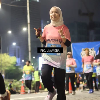 Runner Photo 7092971