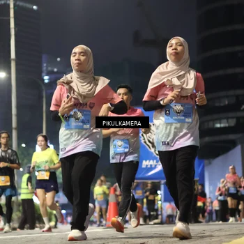 Runner Photo 7093000