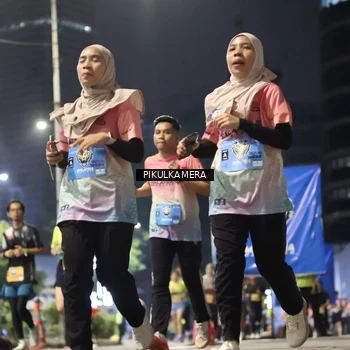 Runner Photo 7093002