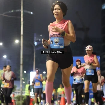 Runner Photo 7093006