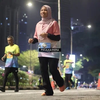 Runner Photo 7093028