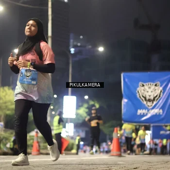 Runner Photo 7093068