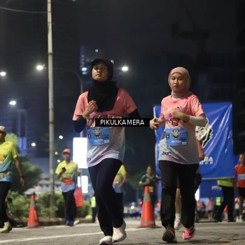 Runner Photo 7093072