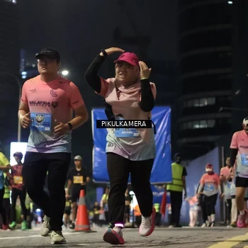 Runner Photo 7093077