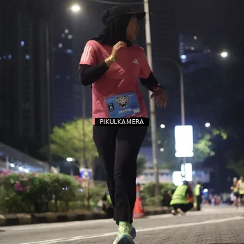 Runner Photo 7093079