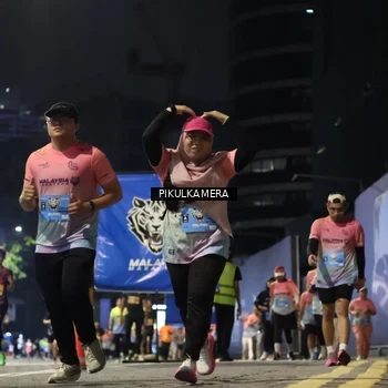 Runner Photo 7093080
