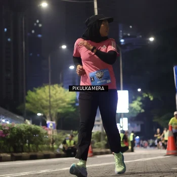 Runner Photo 7093084