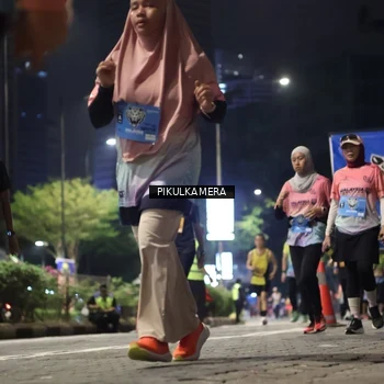 Runner Photo 7093096
