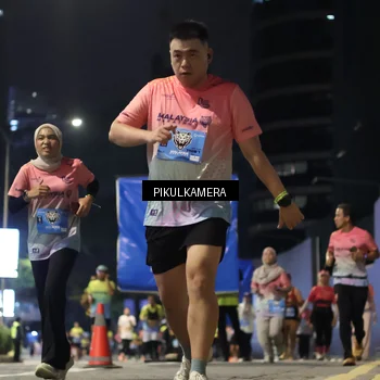 Runner Photo 7093126