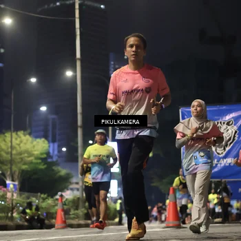 Runner Photo 7093132