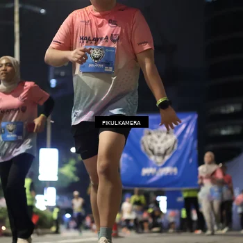 Runner Photo 7093135