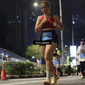 Runner Photo 7093136