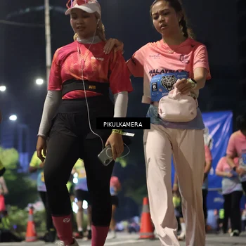 Runner Photo 7093143