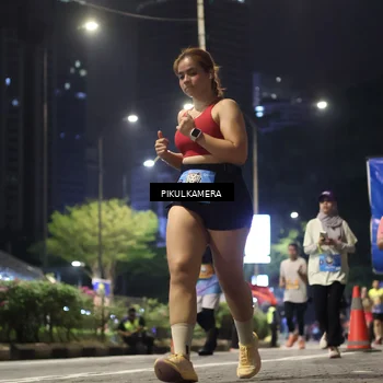 Runner Photo 7093152