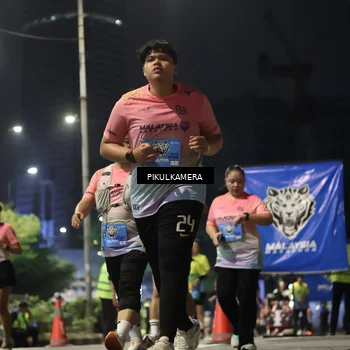 Runner Photo 7093155