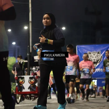 Runner Photo 7093168