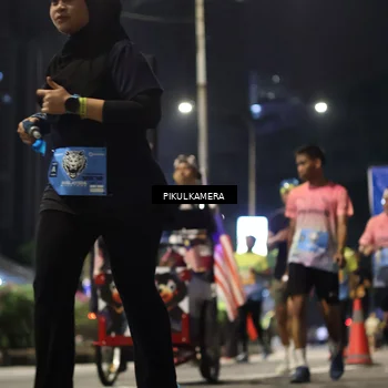 Runner Photo 7093177