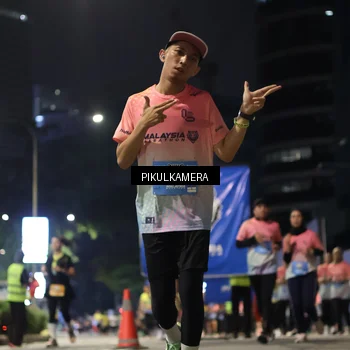 Runner Photo 7093179