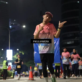 Runner Photo 7093180