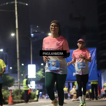 Runner Photo 7093186