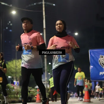 Runner Photo 7093187