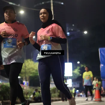 Runner Photo 7093190