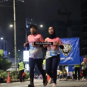 Runner Photo 7093194