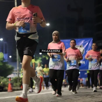 Runner Photo 7093200