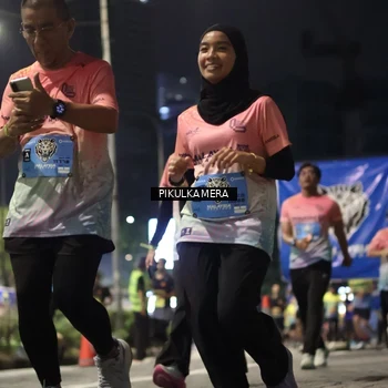 Runner Photo 7093208
