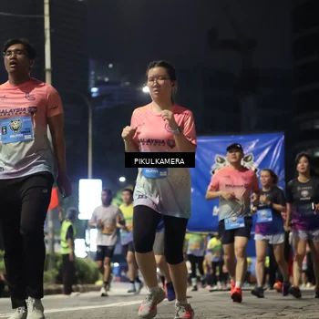 Runner Photo 7093215