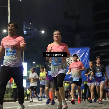 Runner Photo 7093221