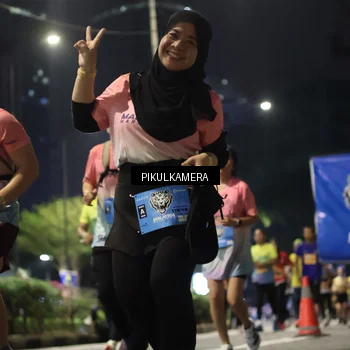 Runner Photo 7093223