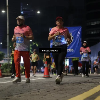 Runner Photo 7093247