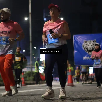 Runner Photo 7093257