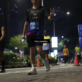 Runner Photo 7093260