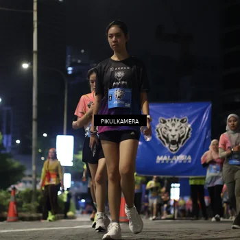 Runner Photo 7093275